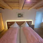 招待所 凯瑟豪斯旅馆 3*