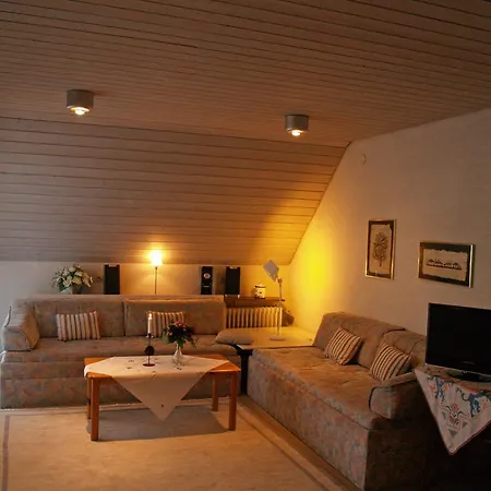 Kaiserhaus 2*